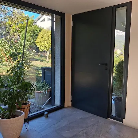 Apartment Renovated 30 M2 Garden Ac&parking Chambéry